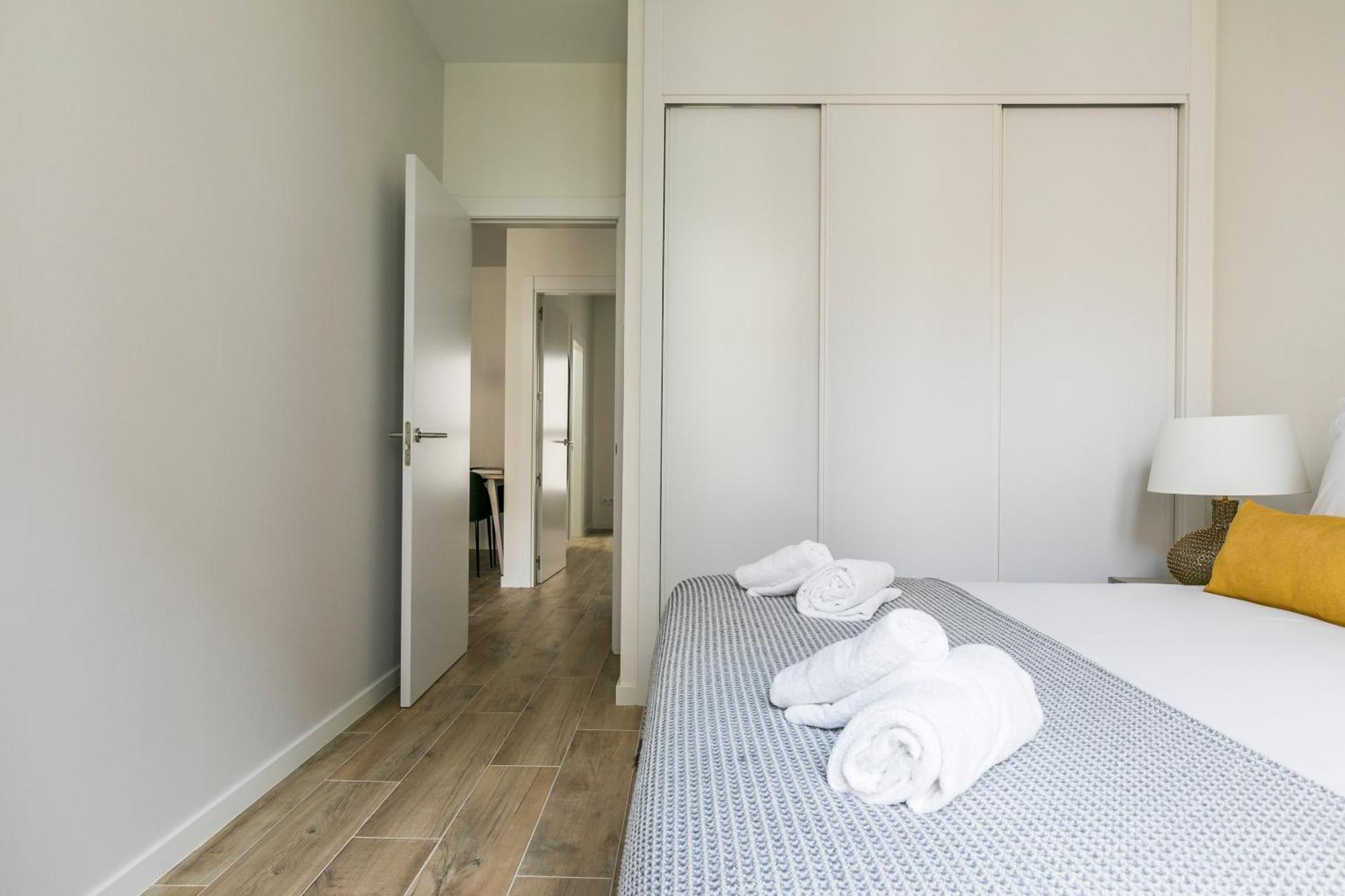 Feelathome Goya Apartments Madrid Bagian luar foto
